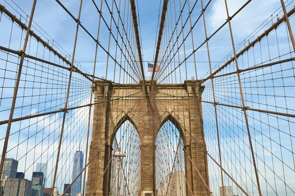 Brooklyn bridge pillar, NYC — Stock Photo, Image