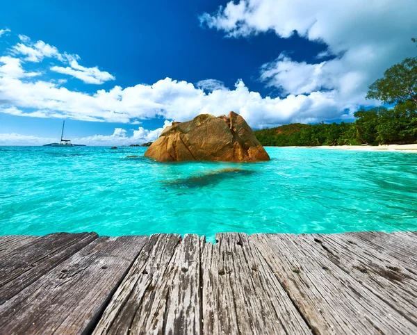 Hermosa playa en Seychelles — Foto de Stock