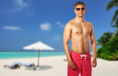 adam Beach Maldivler