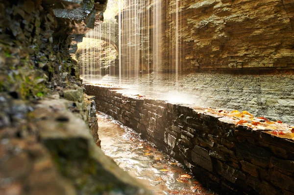 Cascata di grotte nel parco Watkins Glen — Foto Stock