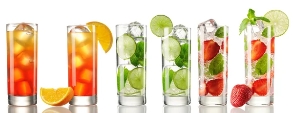 Cocktails in glazen set — Stockfoto