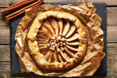 Apple Galette'ye pasta