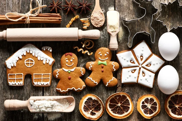 Biscoitos de gengibre caseiros de Natal — Fotografia de Stock