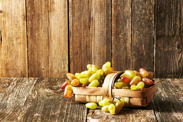 Dojrzałe winogrona smaczny — Zdjęcie stockowe