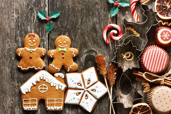 Galletas de jengibre caseras de Navidad —  Fotos de Stock