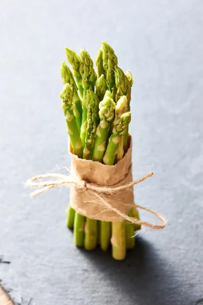 Rijp groene asperges — Stockfoto