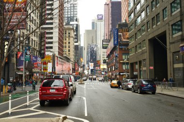 New York Manhattan'da adlı Broadway