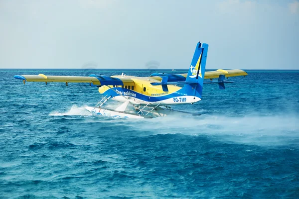 Twin otter hydroplán na Maledivy — Stock fotografie