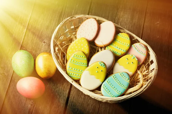 Pasen zelfgemaakte ontbijtkoek cookies — Stockfoto