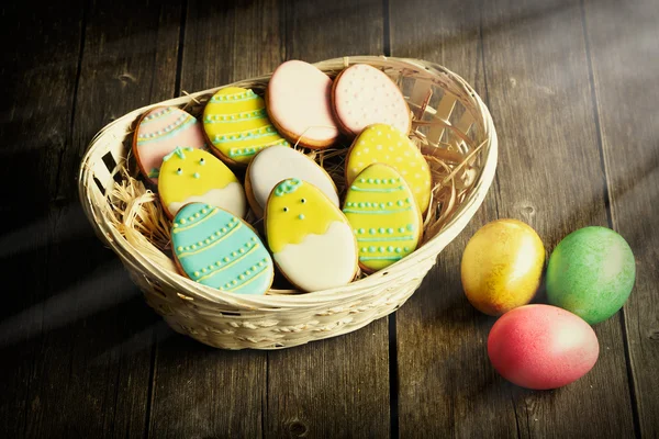 Pasen zelfgemaakte ontbijtkoek cookies — Stockfoto