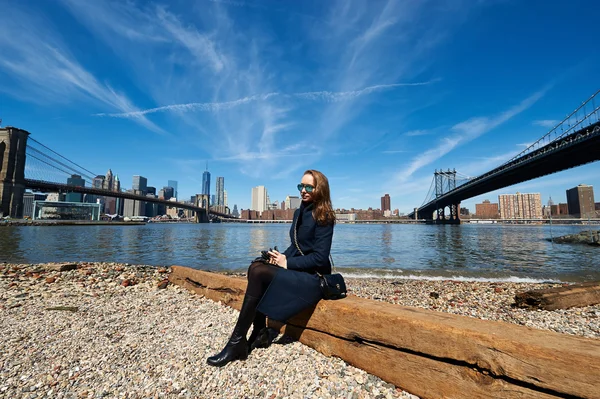 Женщина в Бруклине, Нью-Йорк — стоковое фото