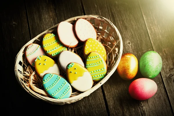 Pasen zelfgemaakte ontbijtkoek cookies — Stockfoto