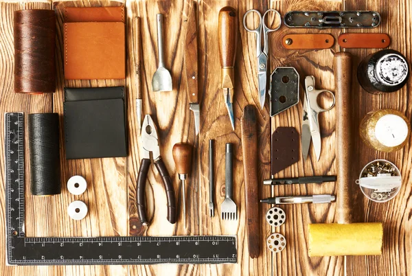 Outils d'artisanat en cuir — Photo