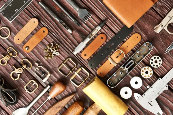 Leder-Bastelwerkzeuge — Stockfoto