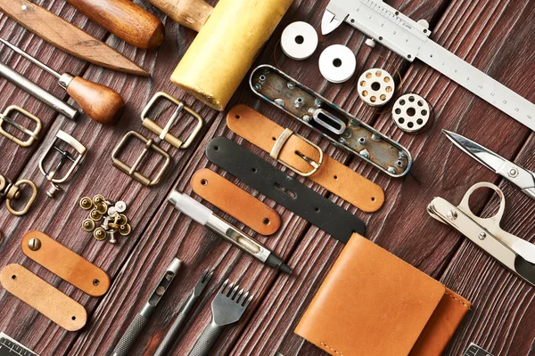 Outils d'artisanat en cuir — Photo