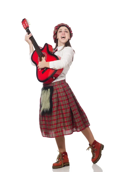Frau in schottischer Kleidung mit Gitarre — Stockfoto