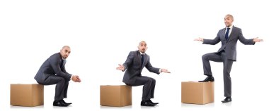 İnsan ve kutularla fotoğraf kolajı