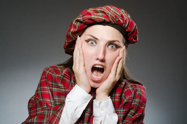 Woman wearing traditional scottish clothing — Stock Photo, Image