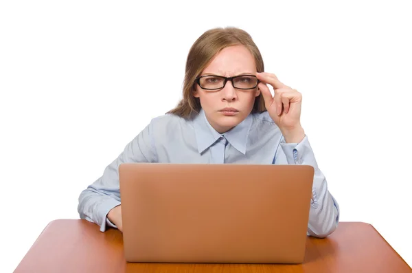 Irodai alkalmazott a munkaasztalnál laptoppal elszigetelt fehér — Stock Fotó