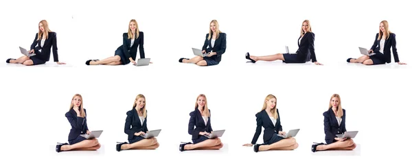 Zakenvrouw met laptop geïsoleerd op witte achtergrond — Stockfoto