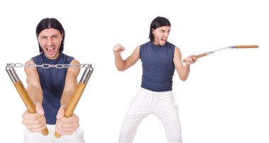 Beyaz mınçıka takmış komik bir karate dövüşçüsü