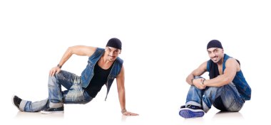 Dansçı beyaz üzerinde dans ediyor