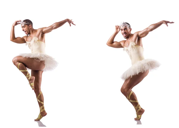 Mann im Ballett-Tutu isoliert auf Weiß — Stockfoto