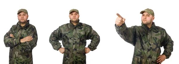 Junger Mann in Soldatenuniform isoliert auf weißem Grund — Stockfoto