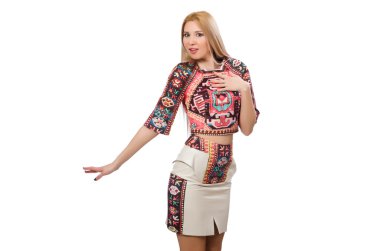 Beyaz üzerinde halı izi olan güzel bir manken.