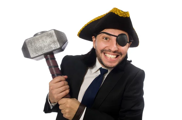 Піратський бізнесмен тримає молоток ізольовано на білому — стокове фото