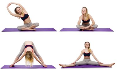 Beyaz üzerinde egzersiz yapan genç bir kadın.