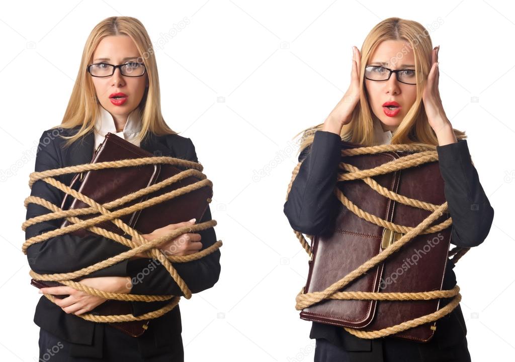 Одна дама связывает вторую