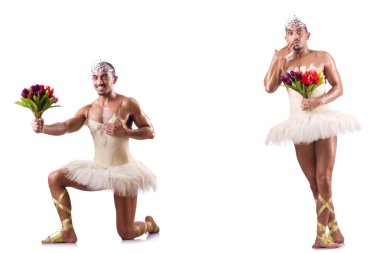 Beyaz bale etekli adam izole edilmiş.