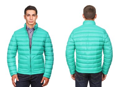 Moda konsepti olan genç bir adam beyazlara izole edilmiş.