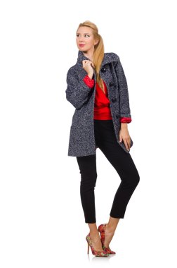 Gri montlu güzel manken beyazda izole edilmiş