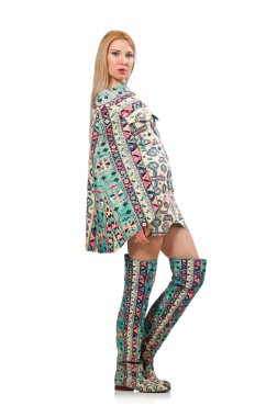 Azerbaycan halı elemanları ile elbise modeli 