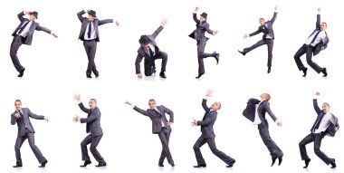 Dansçı iş adamı beyazlar içinde.