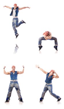 Dansçı beyaz üzerinde dans ediyor