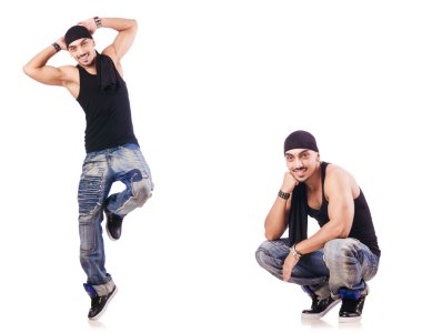 Dansçı beyaz üzerinde dans ediyor