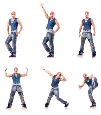 Dansçı beyaz üzerinde dans ediyor