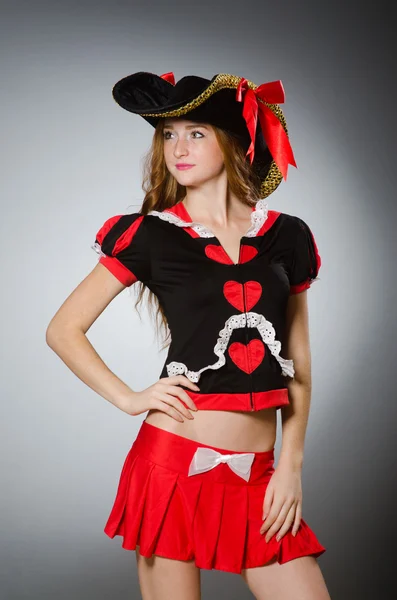 Vrouw in piratenkostuum - Halloween concept — Stockfoto