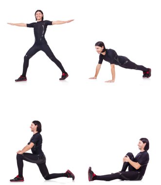 Genç adam beyazlar üzerinde alıştırma yapıyor.