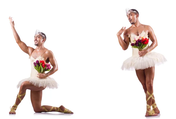 Hombre en tutú de ballet aislado en blanco — Foto de Stock