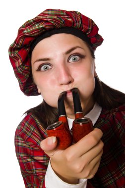 İskoç kadın beyaz arka plan üzerinde izole