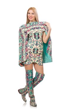 Azerbaycan halı elemanları ile elbise modeli 