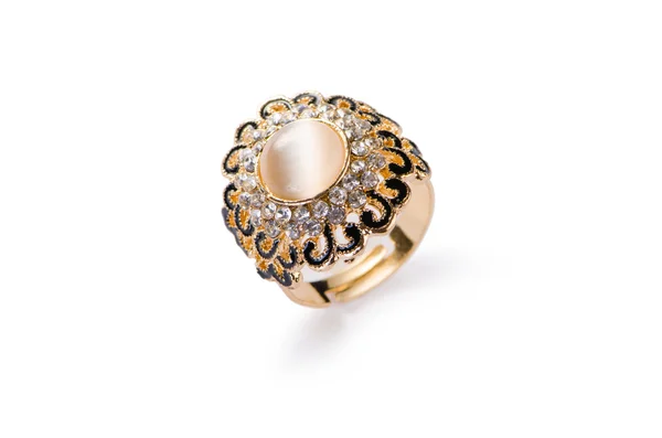 Smycken ring isolerad på den vita — Stockfoto