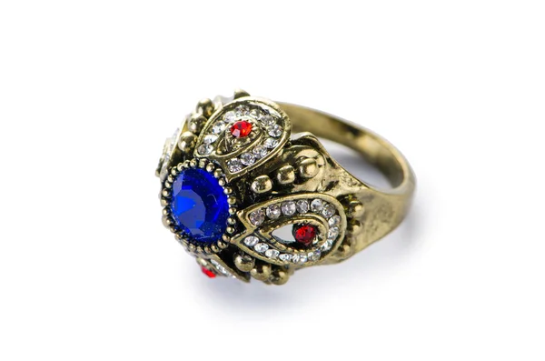 Sieraden ring geïsoleerd op de witte — Stockfoto