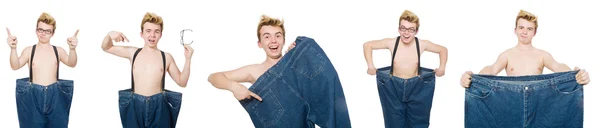 Uomo divertente con pantaloni isolati su bianco — Foto Stock