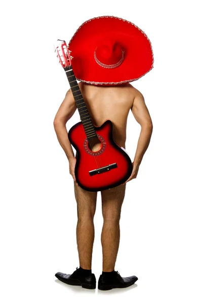 Homme nu avec sombrero jouant de la guitare sur blanc — Photo