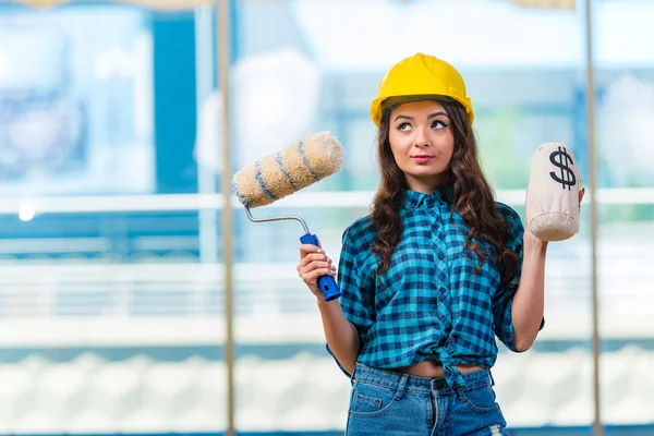 Nice young woman painer working — Stock Photo, Image
